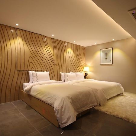 Jeonju Mari Hotel Екстер'єр фото
