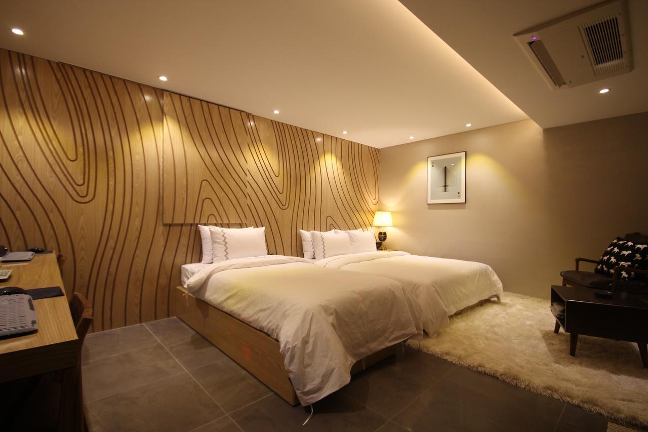 Jeonju Mari Hotel Екстер'єр фото