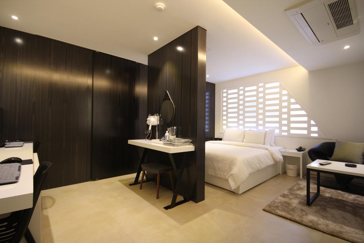 Jeonju Mari Hotel Екстер'єр фото