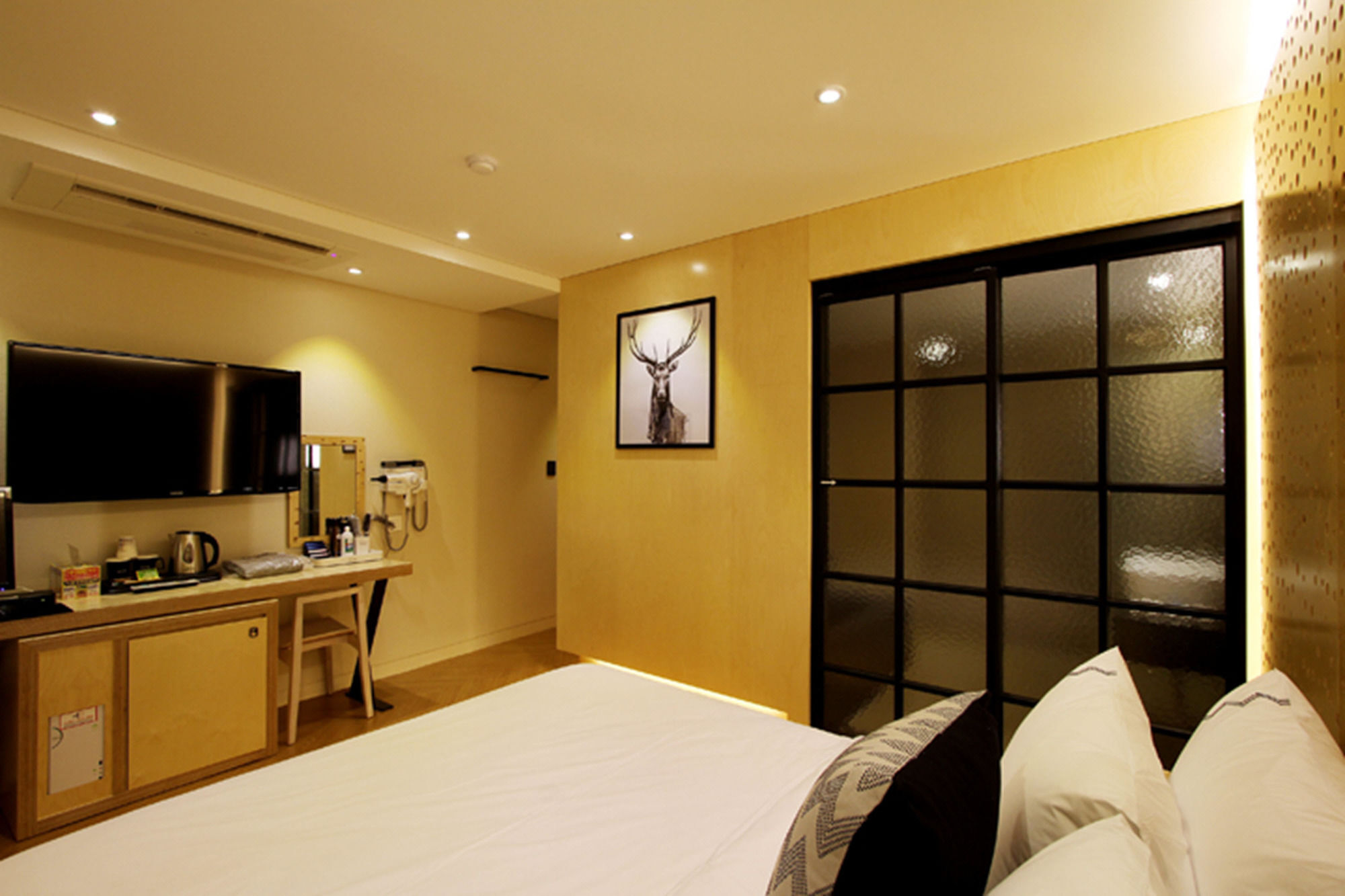 Jeonju Mari Hotel Екстер'єр фото